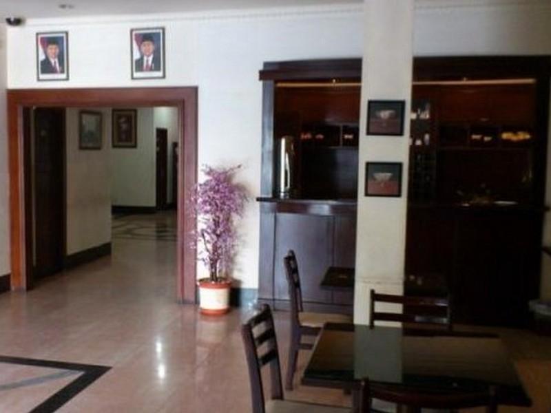 Hotel Citi International Palang Merah Медан Екстериор снимка