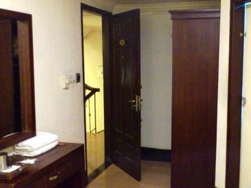 Hotel Citi International Palang Merah Медан Екстериор снимка